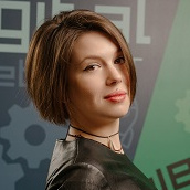 Алёна Леонова